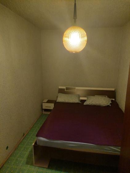 Apartament cu 2 camere semidecomandat în Beba Veche
