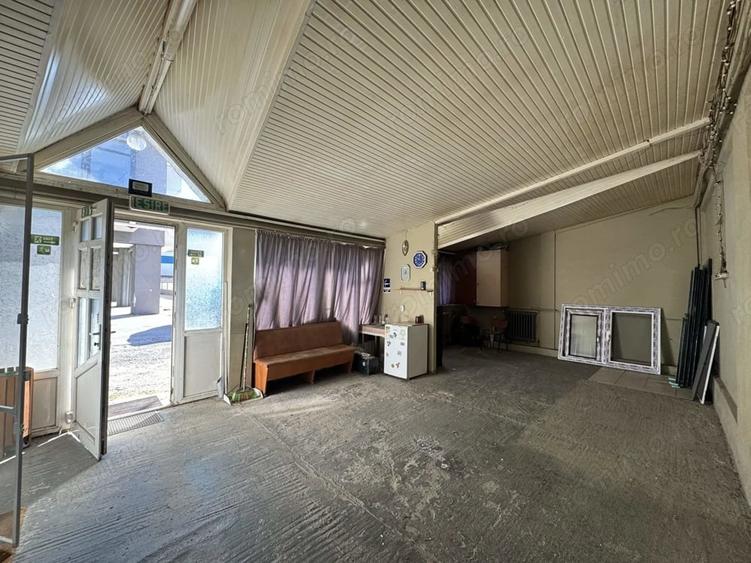 Spațiu comercial, de 345 mp, în Central