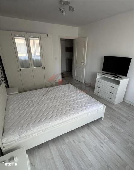 Garsonieră decomandată în Bucium