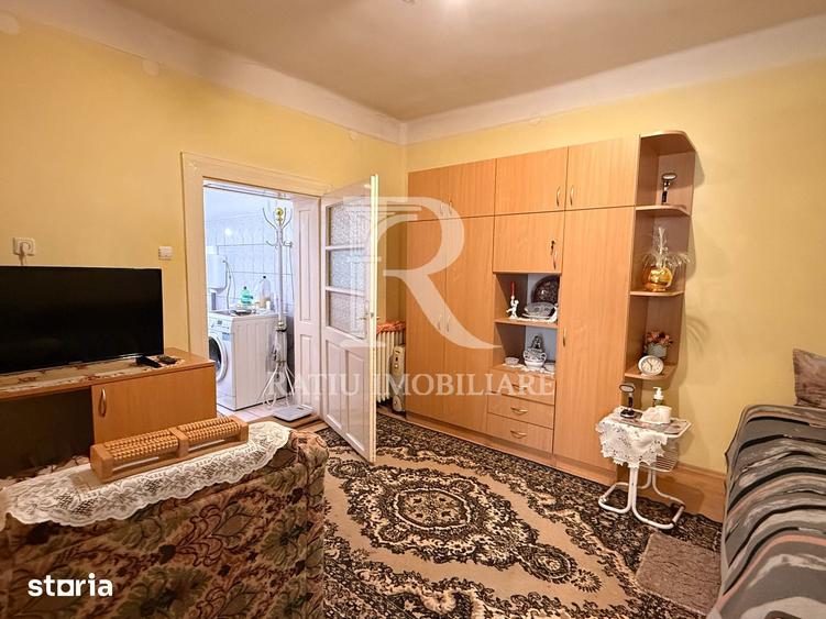 Casă cu 3 camere cu Teren 906 Mp în Central