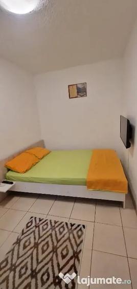 Inchiriez apartament in regim hotelier zona Satul de Vacanta - 3