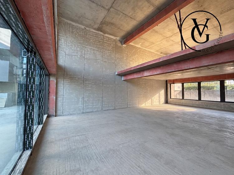 Spațiu comercial, de 225.89999389648 mp, în Inel I