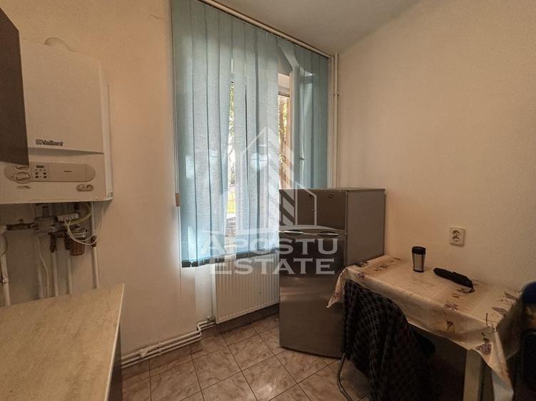 Apartament cu o camera in zona Medicina,  centrala proprie - 6