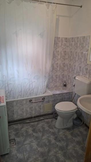 Casă cu 5 camere cu Teren 219 Mp în Trivale