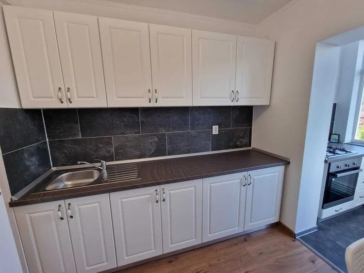 Apartament cu 2 camere decomandat, etaj 3/4, zona Canta - 5