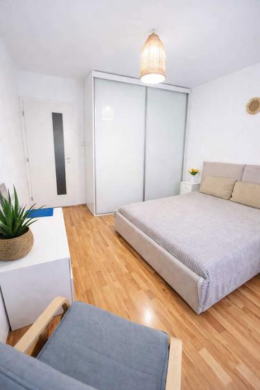 Apartament 2 camere,et 2 din 4,zona Tomis 3,direct proprietar - 4