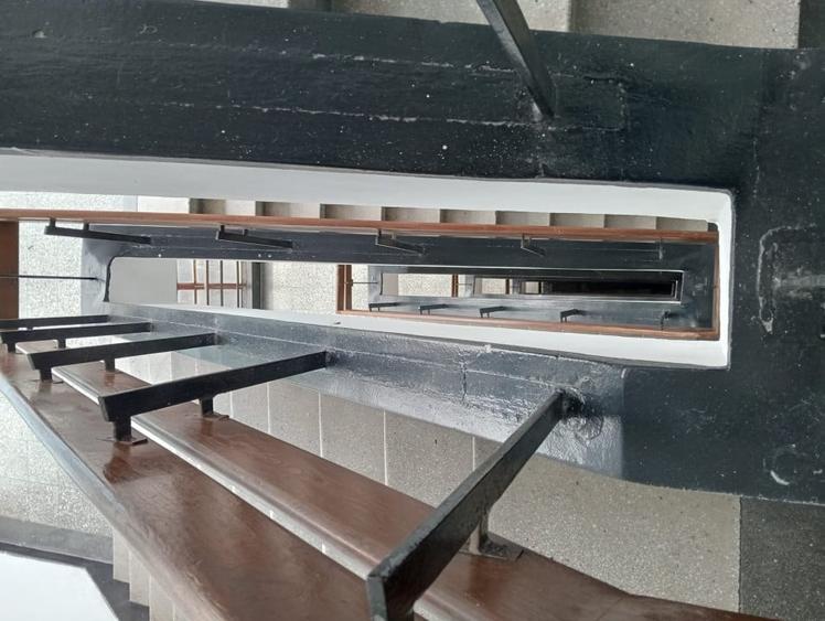 MEGA OCAZIE SE VAND 2 CORPURI DE CLADIRE - 10