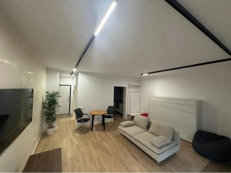 Garsoniera | 44 mp | Terasa | Bloc Nou | Aviatiei - 1