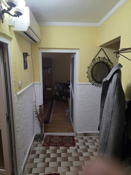 Apartament spatios cu 4 camere, decomandat Etaj 1, strada Gheorghe Lazar, Calarasi - 2