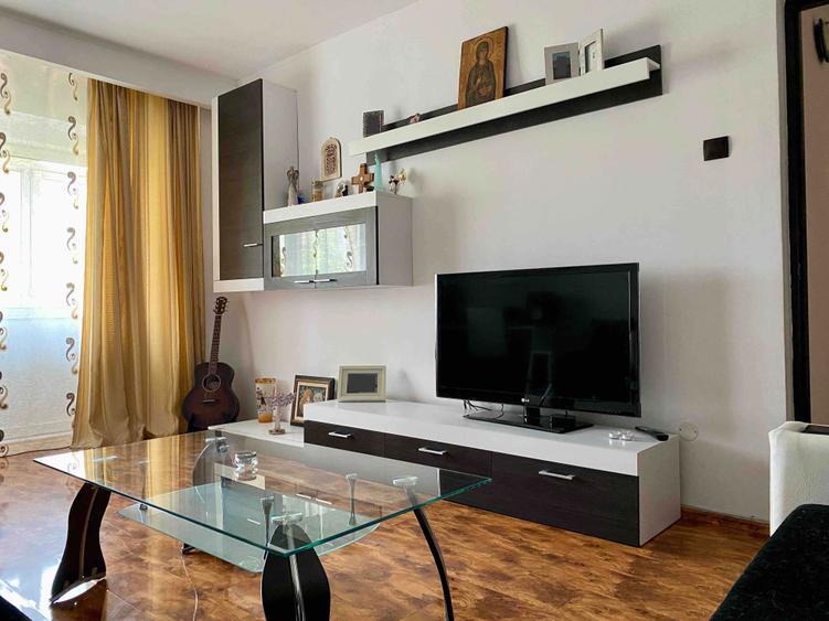 Apartament cu 3 camere - zona Ostroveni, etaj 2/7, locatie linistita si parcare usoara - 1