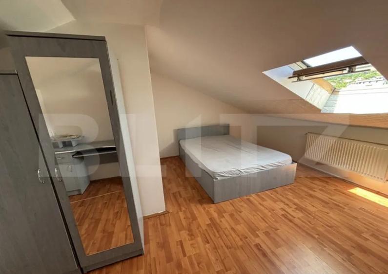 Garsoniera de vanzare, cu mansarda, 25 mp, zona Bradet - 2