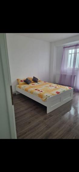 Inchiriez apartament - 3