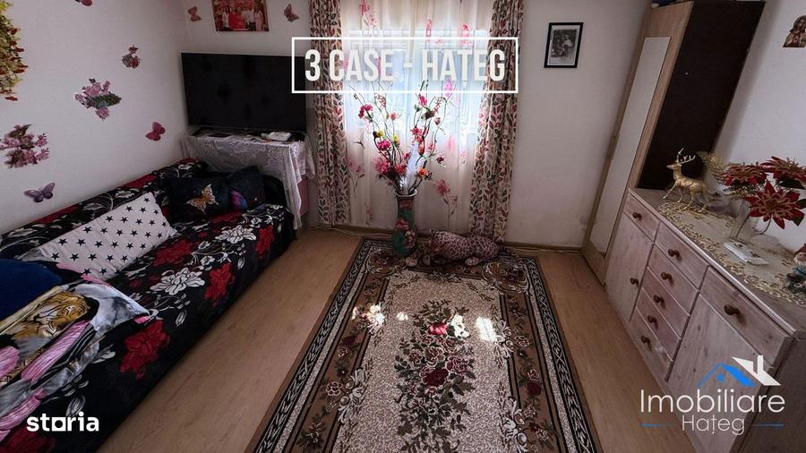 Proprietate tip triplex 8 Camere Hateg | Str. Raul Galbena - 12