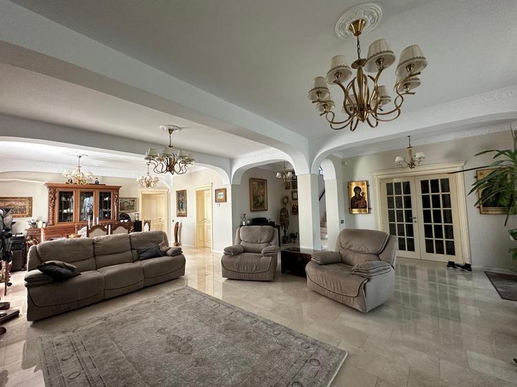 Vila superba cu vedere la lac - posibilitate alipire teren cu iesire la lac - 18