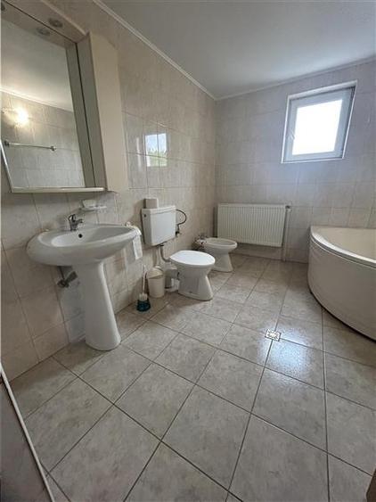 Casa P+M complet mobilata, 8 camere, teren 1000mp, langa Golful Pescarilor - 7