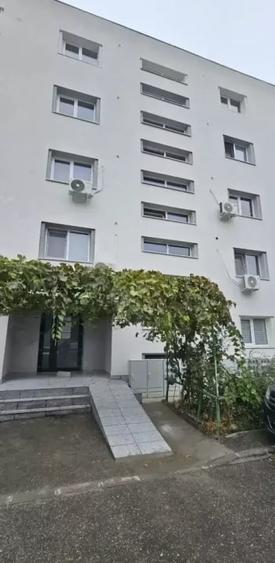 Garsonieră de închiriat | Metrou 1 Decembrie - 4