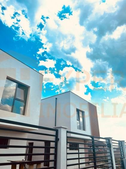 O casa noua, o fila alba – in Lazu, la doar cativa pasi de liniste - 1