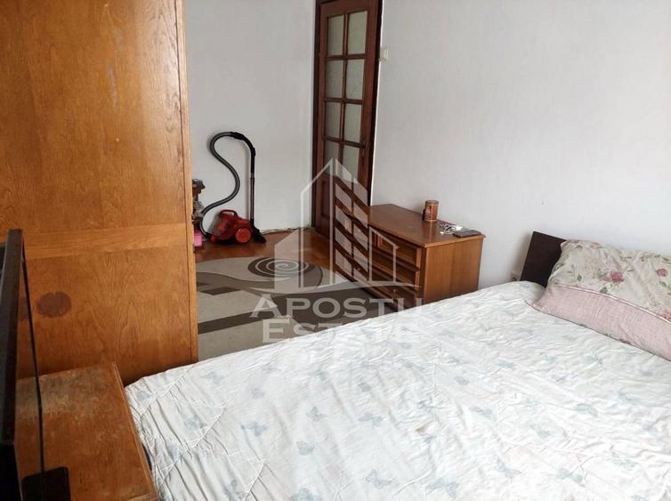 Apartament cu 2 camere, etajul 3, zona Girocului - 3