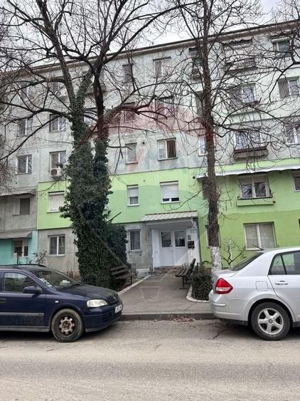 Apartament cu 2 camere de vânzare în zona Valea Rosie - 1