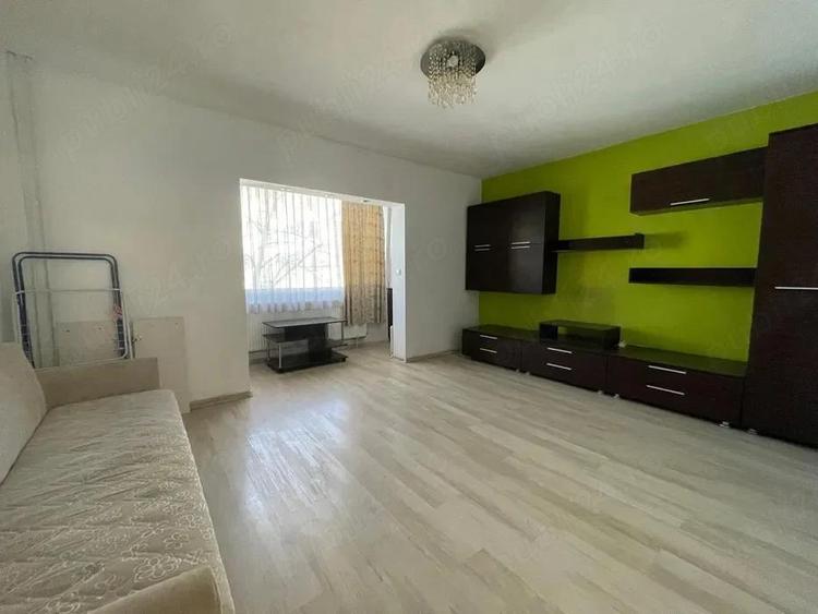 Apartament 1 camera decomandat etaj 3 langa Spitalul Judetean amenajat bloc izolat - 1