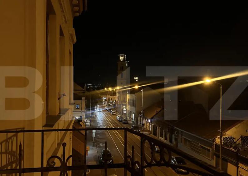 Apartament ultracentral cu o camera, terasa de 38mp ?i bal - 5