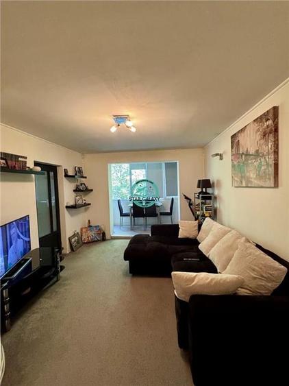 Apartament cu 3 camere de vanzare, bloc izolat, Semicentral - 1