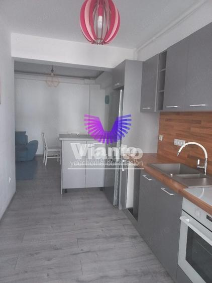 Apartament cu 3 camere decomandat în Turnișor