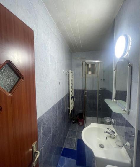 Apartament 2 camere, 38 mp - zona Cuza Voda - 3