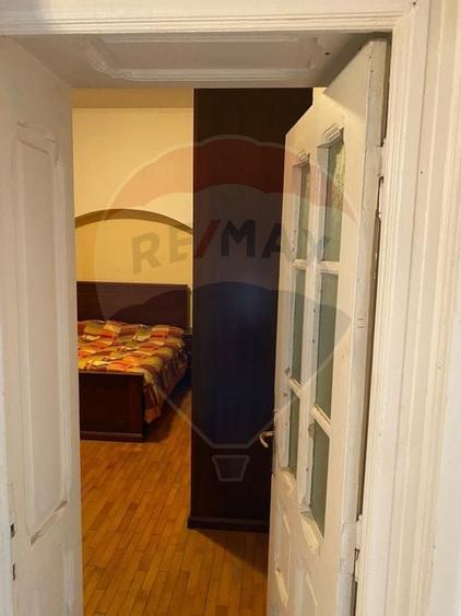 Casa / Vila cu 5 camere de vanzare in zona Central - 10