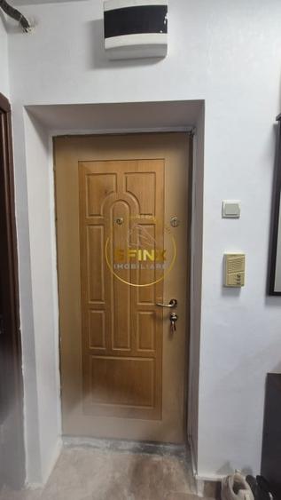 Garsoniera | Bd Decebal | etaj 5 | balcon | metrou piata muncii 3 minute - 8