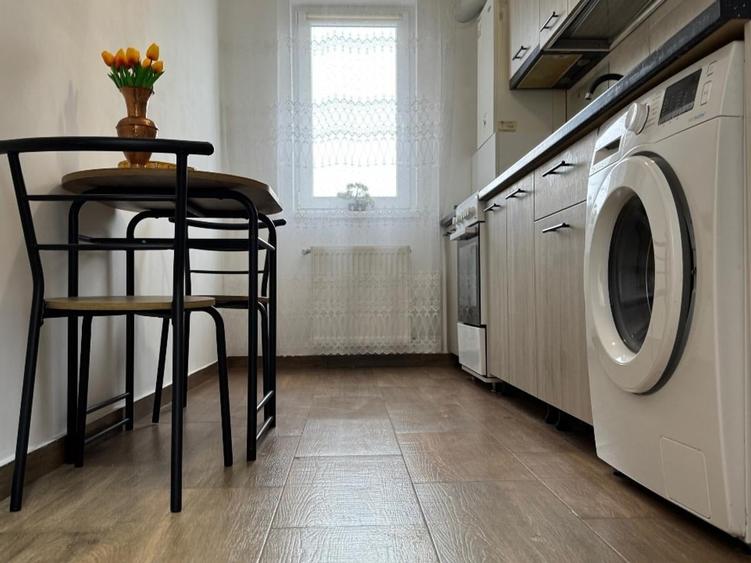 Apartament 2 camere de vânzare – Str. Tineretului 81+loc  parcare inclus - 7