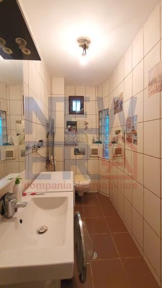 Casa de VANZARE in sector 5 Str. Antiaeriana resedinta sau after school - 12