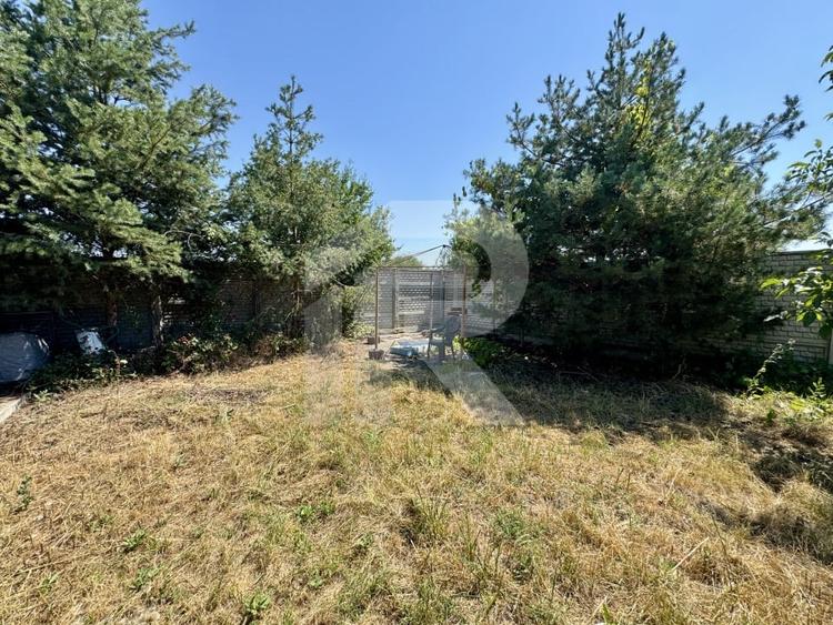 DOMNESTI , TEREN 698 MP, DESCHIDERE 17,19 MP, IMPREJMUIT CU GARD - 10