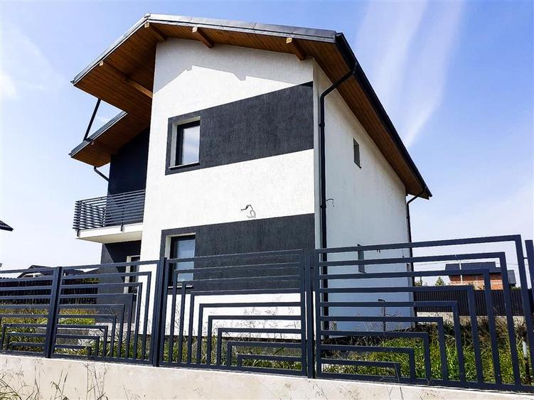 Vila  de vanzare  Breazu, - 9