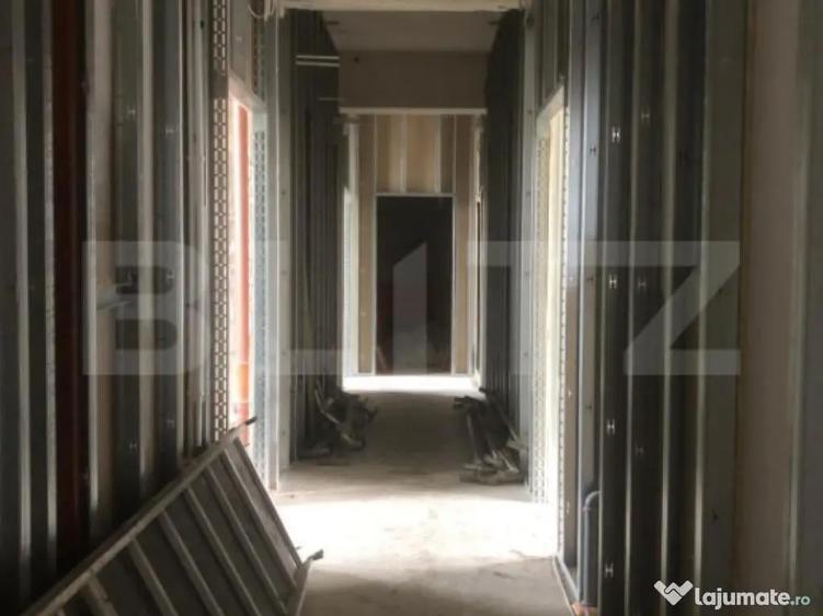 Spatiu comercial de vanzare, 190 mp - Bartolomeu - 2