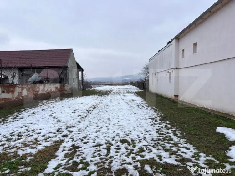 Teren intravilan, 941mp, front 11m, utilitati la strada, Ciu - 1