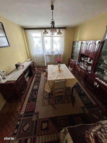 De vanzare 3 camere, 2 bai, doua balcoane, etaj intermediar, 51.000 - 12