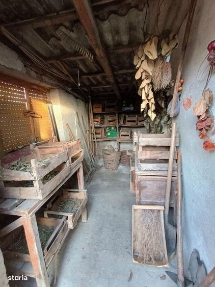 Casa generoasa cu 4 camere / str. Pomilor - 13
