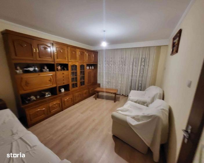 Apartament 3 camere decomandate Bistri?a Lac bloc 1982 - 5