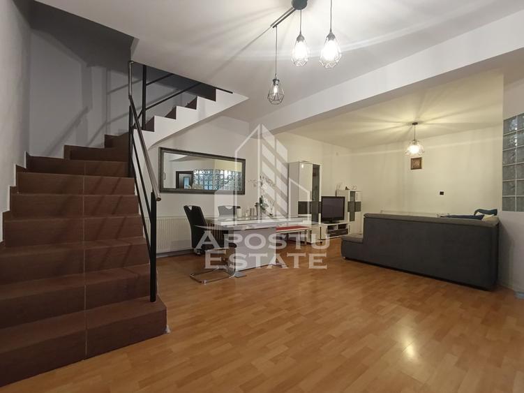 Casa individuala P+1, curte proprie + spatii comerciale, Dambovita. - 1