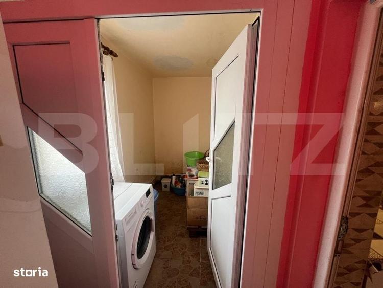 Casă cu 4 camere cu Teren 2000 Mp în Rovine