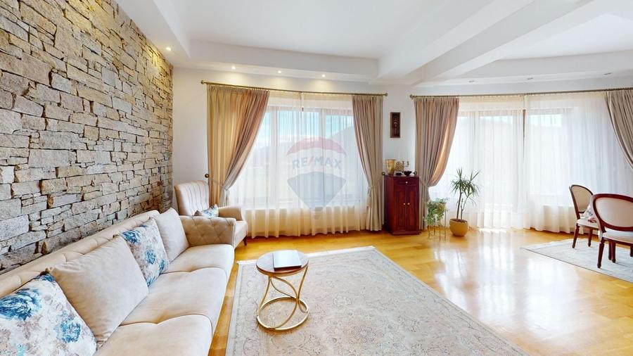 Casă / Vilă de Lux cu 5 camere de vânzare - 22