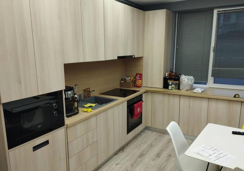 Apartament cu 2 camere, 50mp, finisat, mobilat si utilat, zona Biomedica - 1