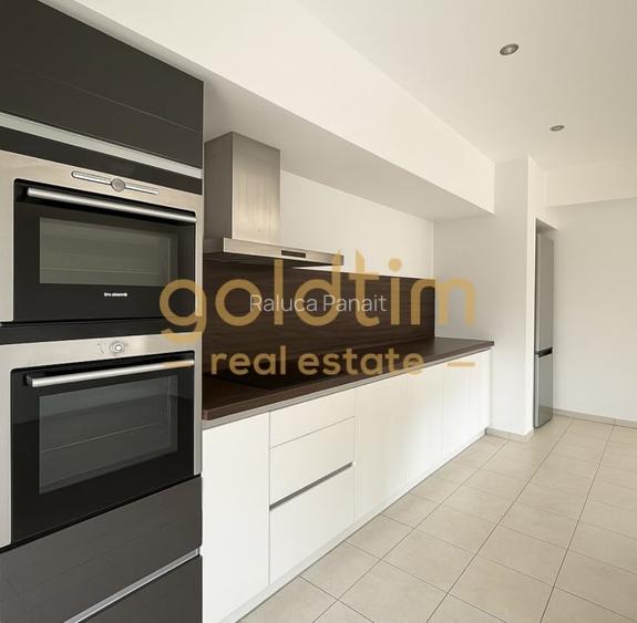 SUPERB/ PRIVELISTE/ SPATII GENEROASE