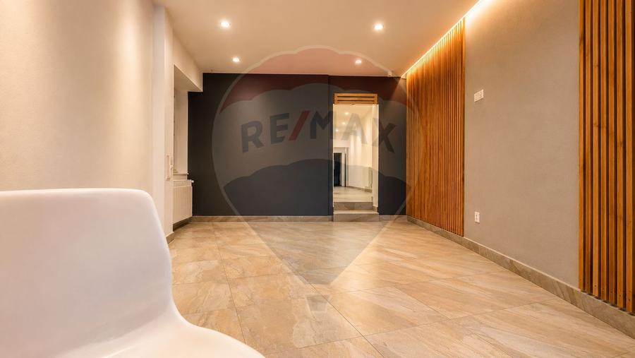 SPAȚIU COMERCIAL STRADAL 108 MP UTILI | ZONĂ CENTRALĂ | VITRINĂ 2.34M - 2