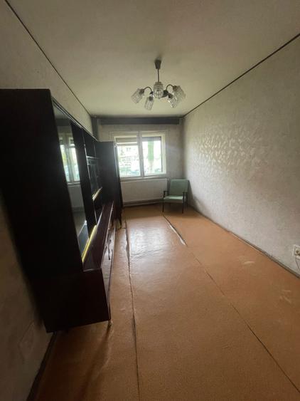 Apartament de vanzare - 3