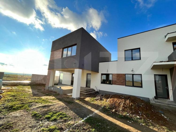 Casa cuplata P + E, 116 mp utili, teren 330 mp, zona Selgr - 1