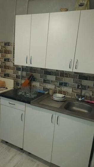 Ofer spre vanzare un apartament de 2 camere in zona Drumul Taberei - 5