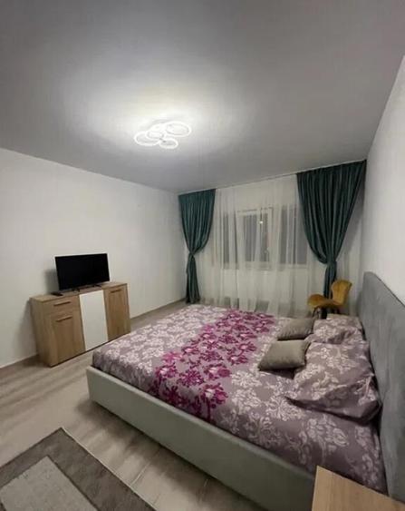 Apartament 3 camere decomandat in Constanta zona INEL II - 2