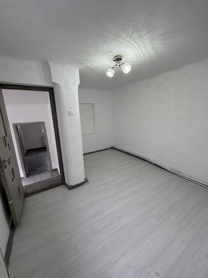 Casă individuală cu 4 camere în B-dul București - 3